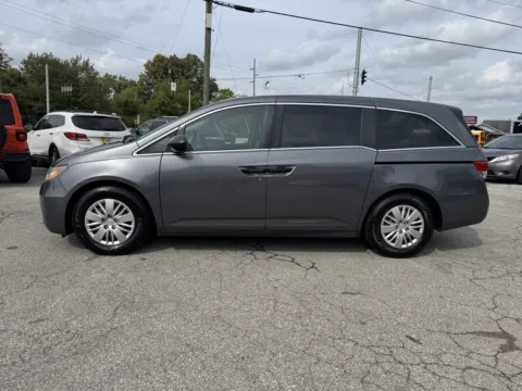 More photos of 2014 HONDA ODYSSEY LX at Mr. Care Auto, IN