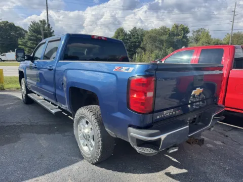 More photos of 2015 CHEVROLET SILVERADO 2500 HEAVY DUTY LT at Mr. Care Auto, IN