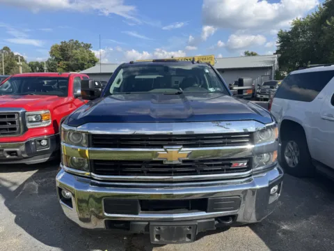 Photos of 2015 CHEVROLET SILVERADO 2500 HEAVY DUTY LT for sale in Camby, IN at Mr. Care Auto