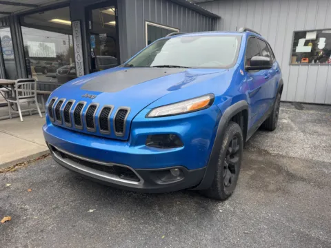 Blue 2018 JEEP CHEROKEE TRAILHAWK for sale in Camby, IN