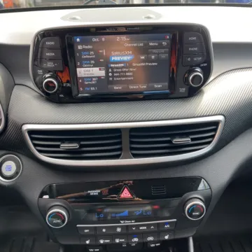 More photos of 2020 HYUNDAI TUCSON LIMITED SPORT at Mr. Care Auto, IN