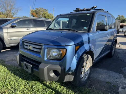 Another view of 2007 HONDA ELEMENT EX for sale in Camby, IN at Mr. Care Auto