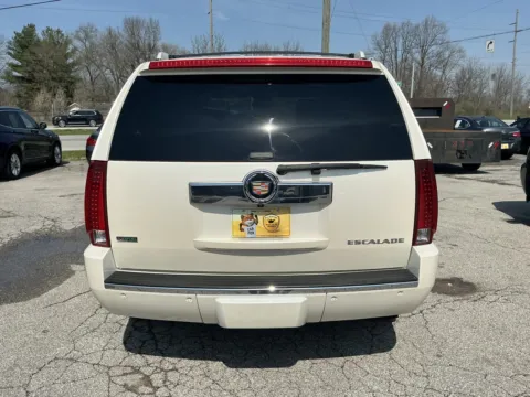 More photos of 2010 CADILLAC ESCALADE LUXURY at Mr. Care Auto, IN