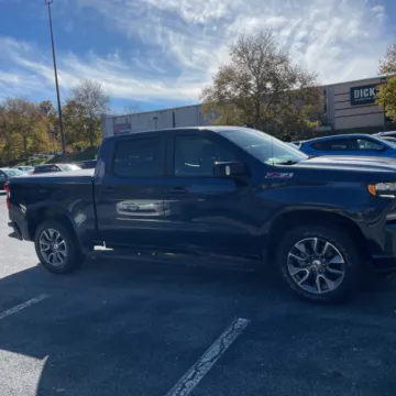 More photos of 2021 CHEVROLET SILVERADO 1500 RST at Mr. Care Auto, IN