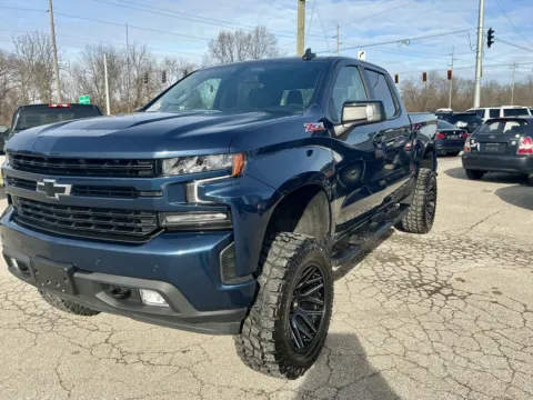 More photos of 2021 CHEVROLET SILVERADO 1500 RST at Mr. Care Auto, IN