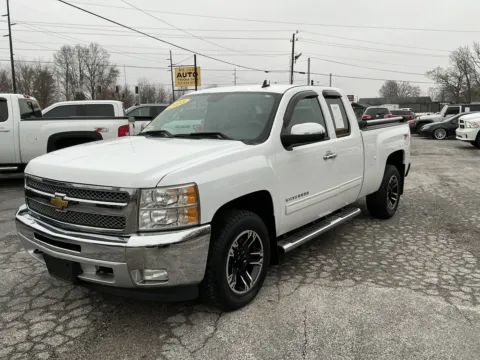 Another view of 2013 CHEVROLET SILVERADO 1500 LT for sale in Camby, IN at Mr. Care Auto