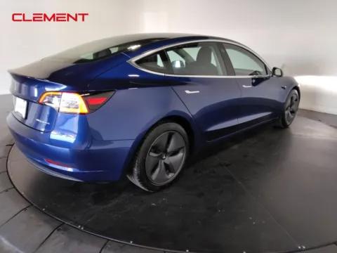More photos of 2020 Tesla Model 3 Long Range at Clement Supercenter, MO