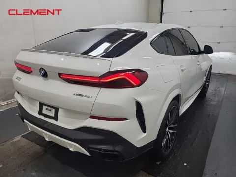 More photos of 2022 BMW X6 xDrive40i at Clement Supercenter, MO