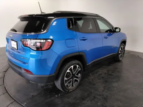 More photos of 2022 Jeep Compass Limited at Clement Supercenter, MO