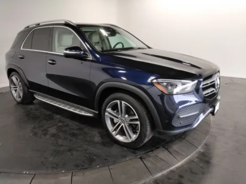More photos of 2021 Mercedes-Benz GLE 350 at Clement Supercenter, MO