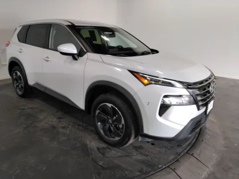 More photos of 2024 Nissan Rogue SV at Clement Supercenter, MO