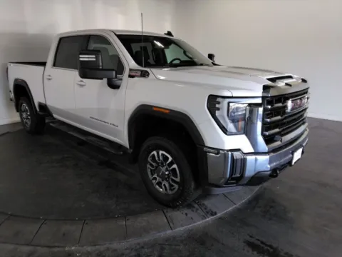 More photos of 2024 GMC Sierra 2500HD SLE at Clement Supercenter, MO