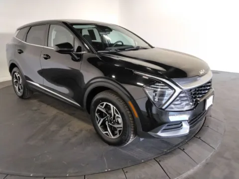 More photos of 2024 Kia Sportage LX at Clement Supercenter, MO