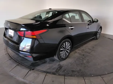 More photos of 2024 Nissan Altima 2.5 SV at Clement Supercenter, MO