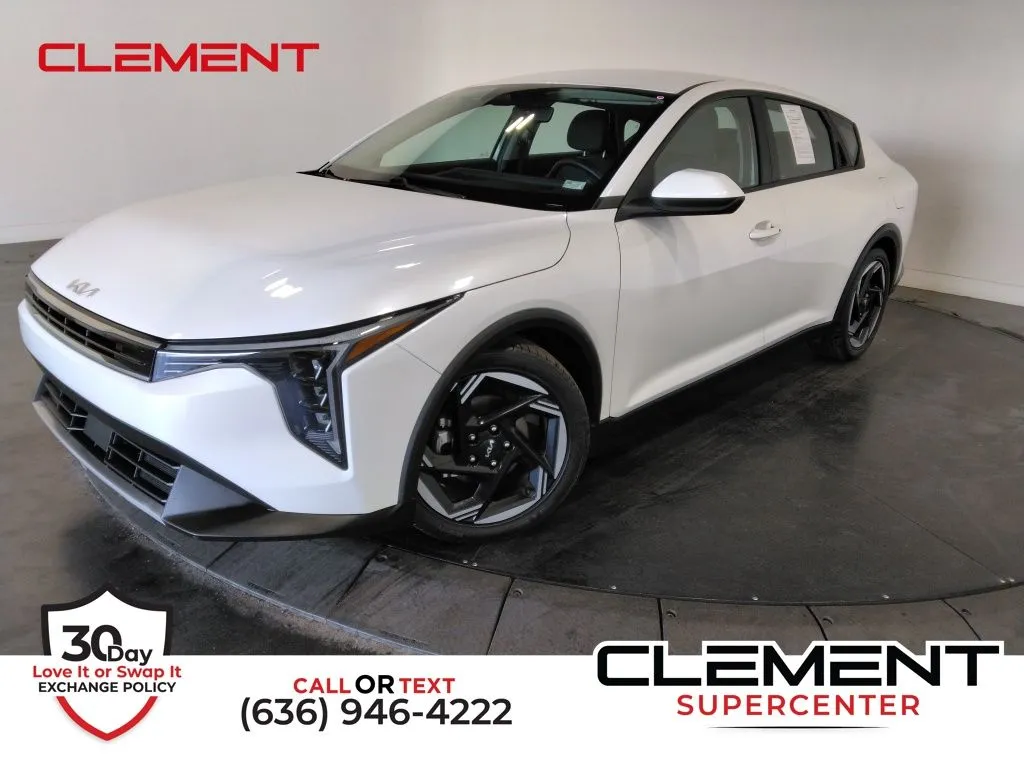 White 2025 Kia K4 EX for sale in St. Charles, MO