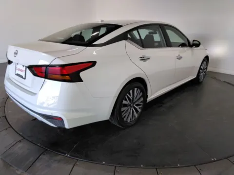 More photos of 2025 Nissan Altima 2.5 SV at Clement Supercenter, MO