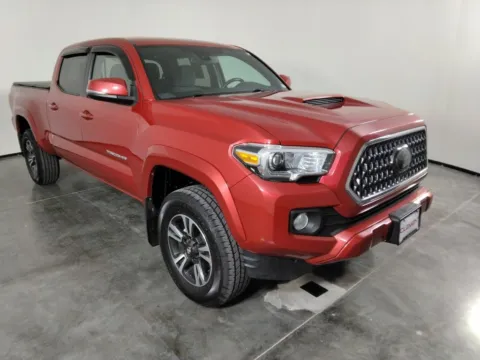 More photos of 2018 Toyota Tacoma TRD Sport at Clement Supercenter, MO