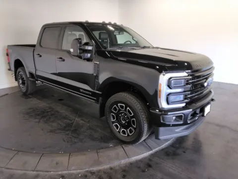 More photos of 2025 Ford F-250SD Platinum at Clement Supercenter, MO