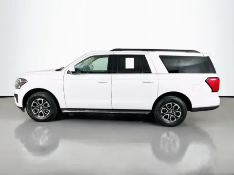 More photos of 2023 Ford Expedition Max XLT at Clement Supercenter, MO