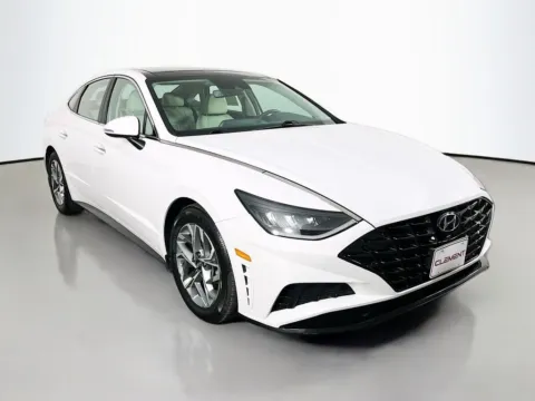 More photos of 2023 Hyundai Sonata SEL at Clement Supercenter, MO