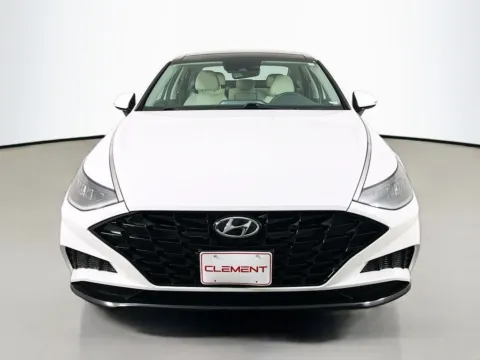 Another view of 2023 Hyundai Sonata SEL for sale in St. Charles, MO at Clement Supercenter