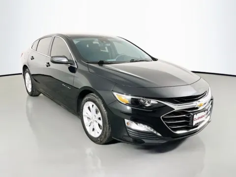 More photos of 2024 Chevrolet Malibu LT at Clement Supercenter, MO
