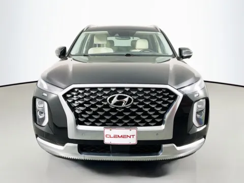 Another view of 2021 Hyundai Palisade Calligraphy for sale in St. Charles, MO at Clement Supercenter