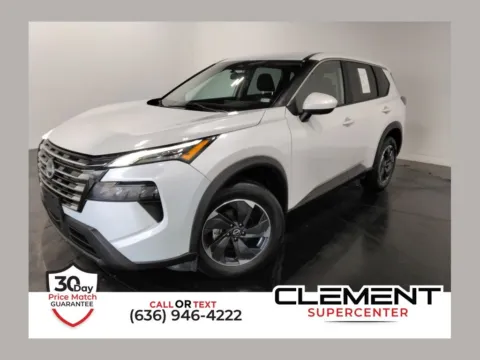 White 2024 Nissan Rogue SV for sale in St. Charles, MO