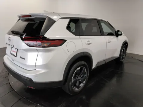 More photos of 2024 Nissan Rogue SV at Clement Supercenter, MO