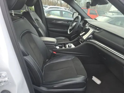 Another view of 2023 Jeep Grand Cherokee L Altitude for sale in St. Charles, MO at Clement Supercenter