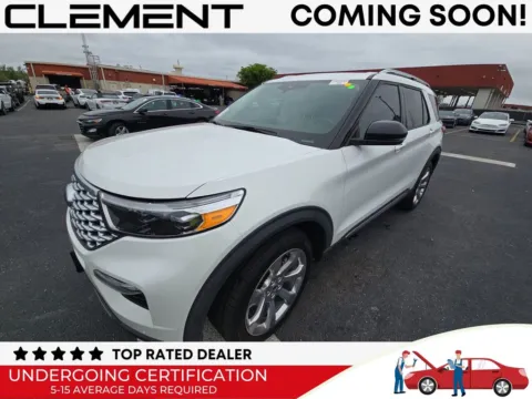 White 2020 Ford Explorer Platinum for sale in St. Charles, MO