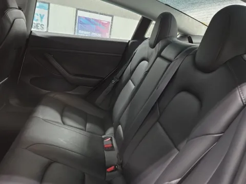 More photos of 2023 Tesla Model 3 at Clement Supercenter, MO