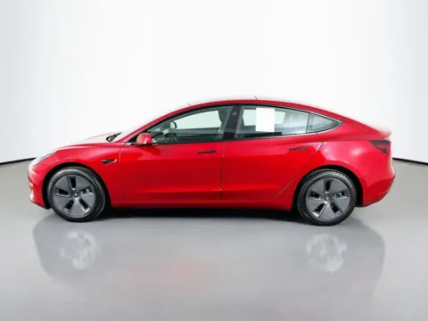More photos of 2023 Tesla Model 3 at Clement Supercenter, MO