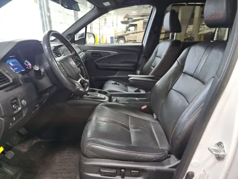 Another view of 2022 Honda Pilot TrailSport for sale in St. Charles, MO at Clement Supercenter