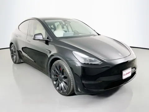 More photos of 2024 Tesla Model Y Performance at Clement Supercenter, MO