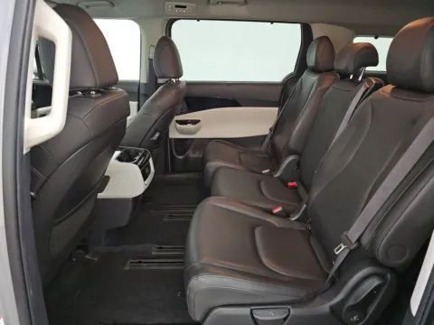 More photos of 2024 Kia Carnival EX at Clement Supercenter, MO