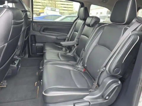 More photos of 2025 Honda Odyssey Touring at Clement Supercenter, MO