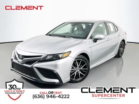 Silver 2023 Toyota Camry SE for sale in St. Charles, MO