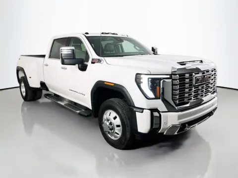 More photos of 2025 GMC Sierra 3500 HD Denali at Clement Supercenter, MO