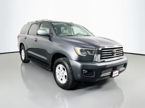 More photos of 2019 Toyota Sequoia SR5 at Clement Supercenter, MO