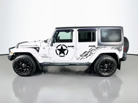 More photos of 2017 Jeep Wrangler Unlimited Sahara at Clement Supercenter, MO