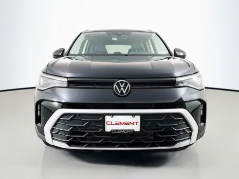 Another view of 2025 Volkswagen Taos 1.5T SE for sale in St. Charles, MO at Clement Supercenter