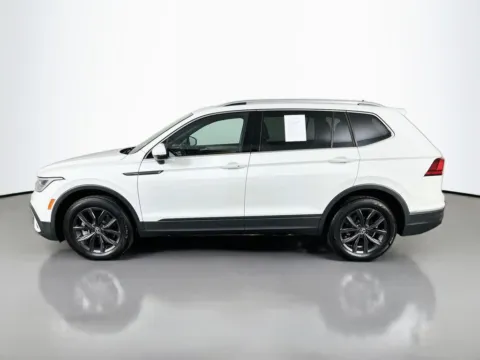 More photos of 2022 Volkswagen Tiguan 2.0T SE at Clement Supercenter, MO