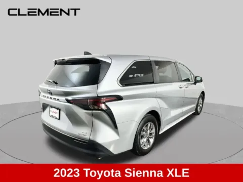 More photos of 2023 Toyota Sienna XLE at Clement Supercenter, MO