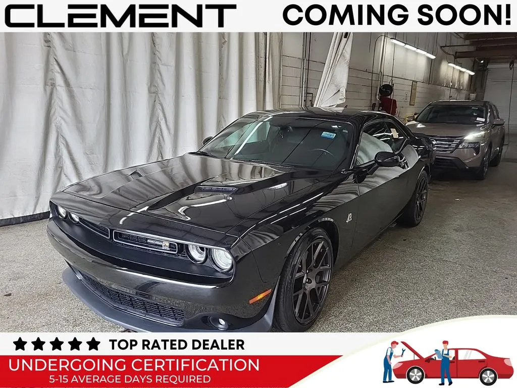 Black 2016 Dodge Challenger R/T Scat Pack for sale in St. Charles, MO