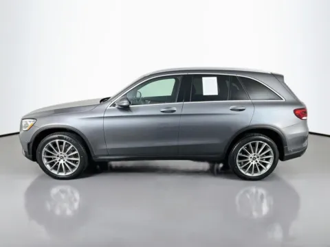 More photos of 2021 Mercedes-Benz GLC 300 at Clement Supercenter, MO