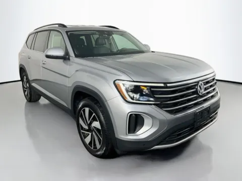 Another view of 2025 Volkswagen Atlas 2.0T SE w/Technology for sale in St. Charles, MO at Clement Supercenter