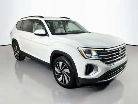 More photos of 2024 Volkswagen Atlas 2.0T SE w/Technology at Clement Supercenter, MO