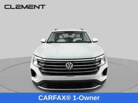 Photos of 2024 Volkswagen Atlas 2.0T SE w/Technology for sale in St. Charles, MO at Clement Supercenter