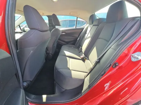 More photos of 2021 Toyota Corolla LE at Clement Supercenter, MO